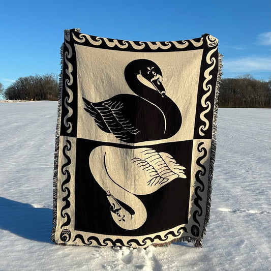 Kyknos Swan Blanket