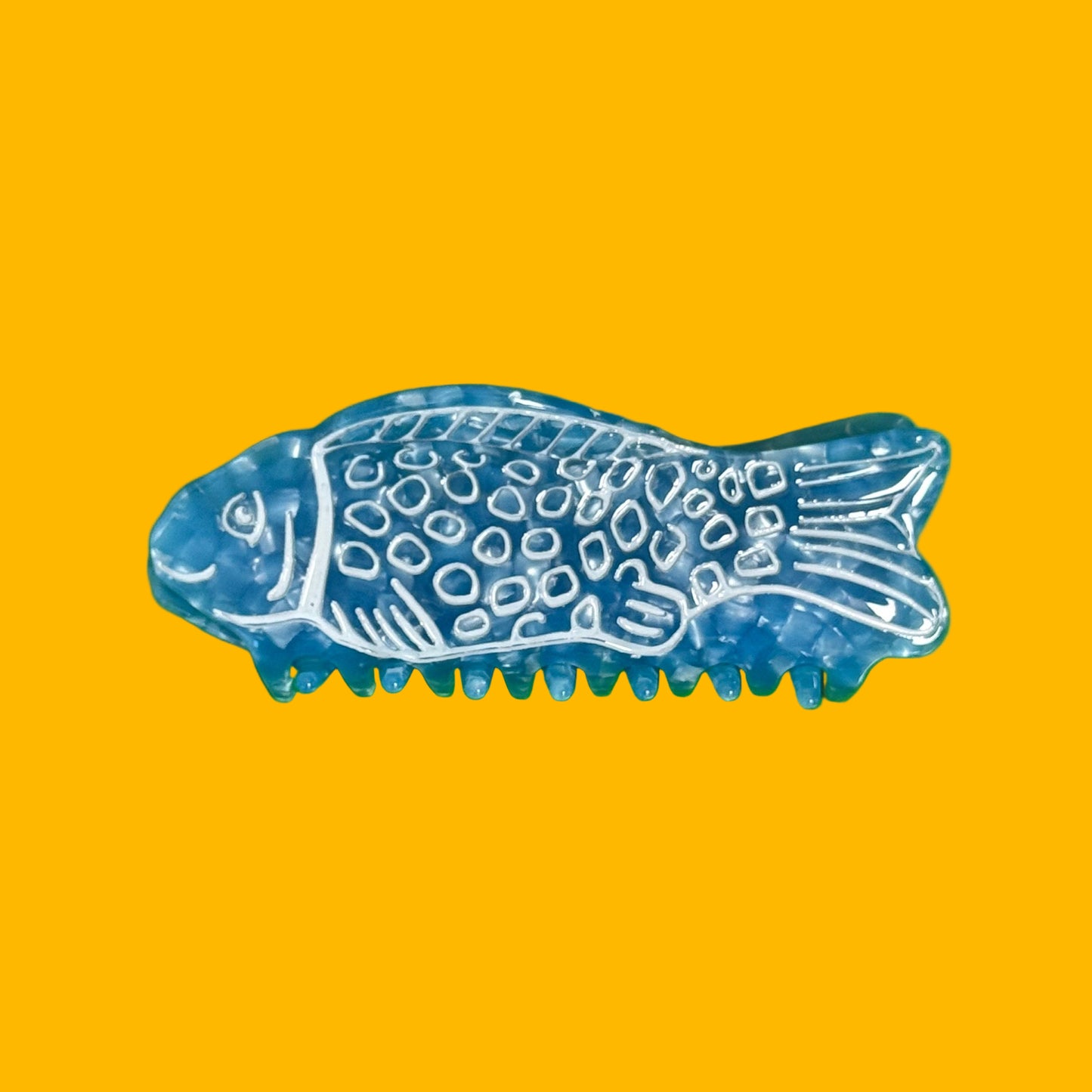 Sweetish Fish Hair Claw Blue Raspberry